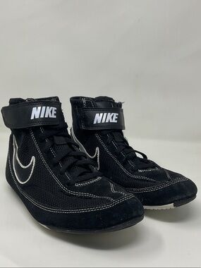 Nike Black High-Top Kids Wrestling Mat Shoes with White Swoosh size 4 youth